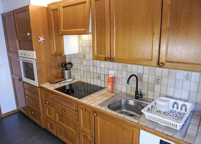 Aglaia By Interhome *